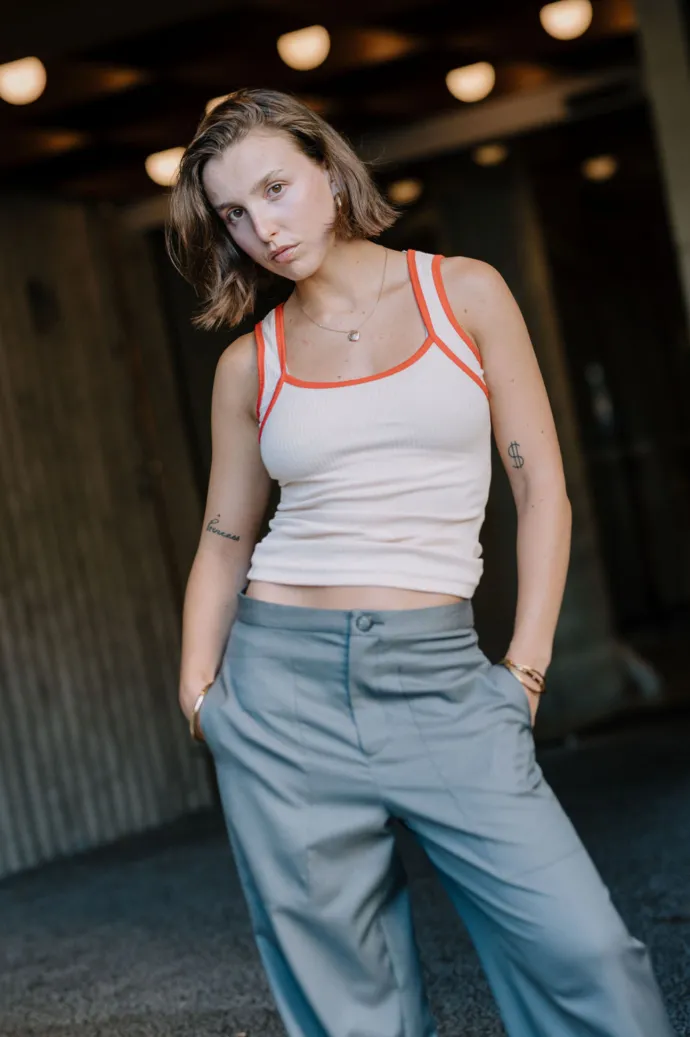 Annie - Juni Ribbed Contrast Tank - Vanilla/Ruby