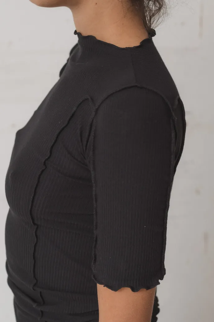 Baserange - Omato 3/4 Tee - Black