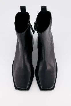 Bronwyn - Marilyn Boot - Black