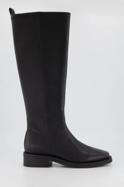 Bronwyn - Vikki Boot - Black