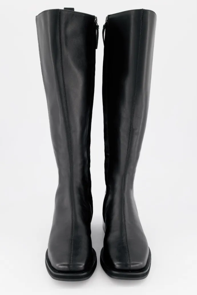 Bronwyn - Vikki Boot - Black