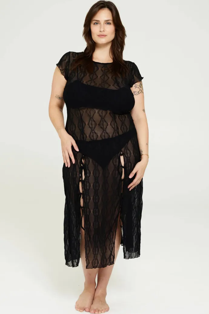 Find Me Now - Mariposa Lace Midi Dress - Night
