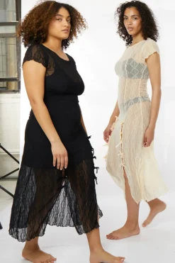 Find Me Now - Mariposa Lace Midi Dress - Night
