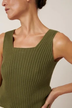 Kowtow - Delta Singlet - Caper