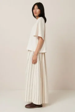 Kowtow - Shadow Tee - Whisper