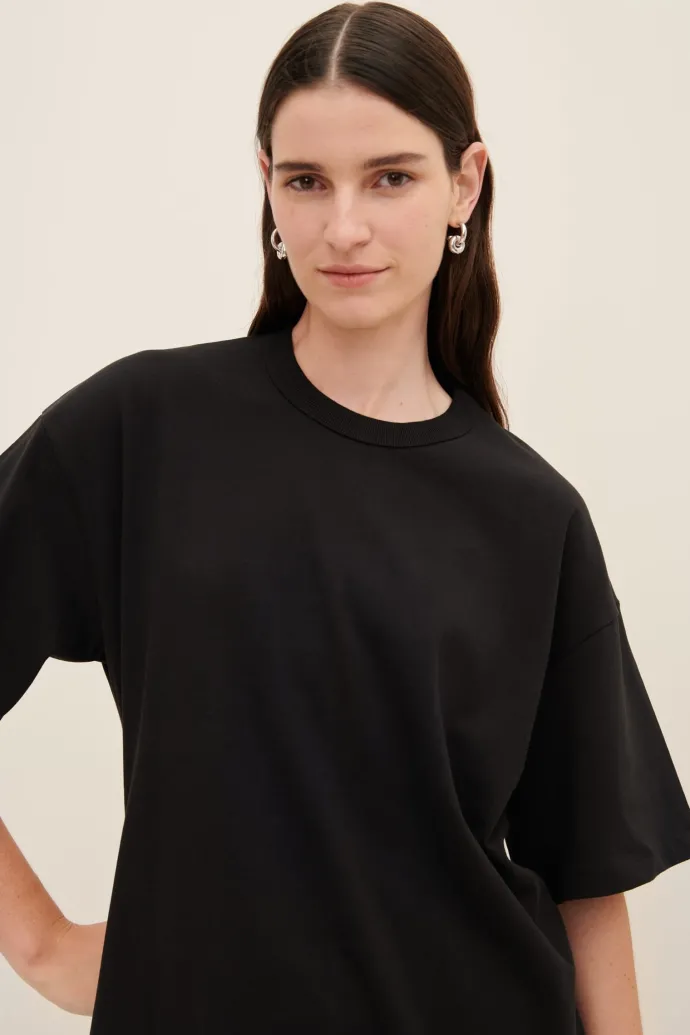 Kowtow - Symmetry Tee - Black