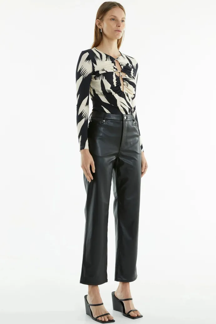 Third Form - Vagabond PU Jean - Black